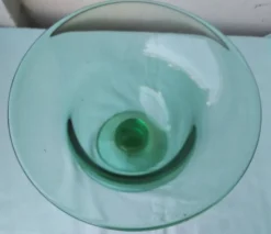 Coupe en verre sur pied