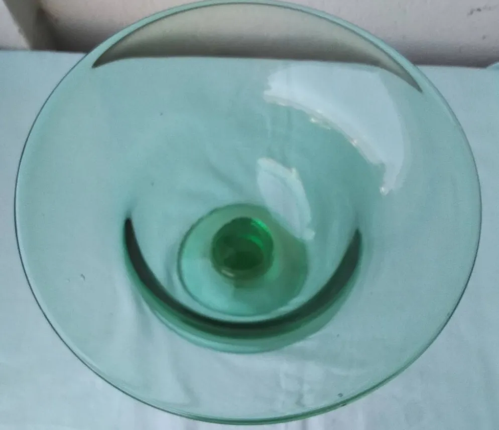 Coupe en verre sur pied