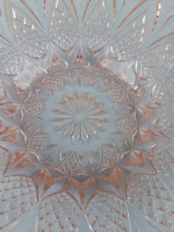 Coupe en verre taillé