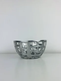 Coupe à fruit brutaliste en aluminium, vintage