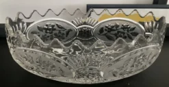 Coupe à fruits corbeille en verre moulé des années 70