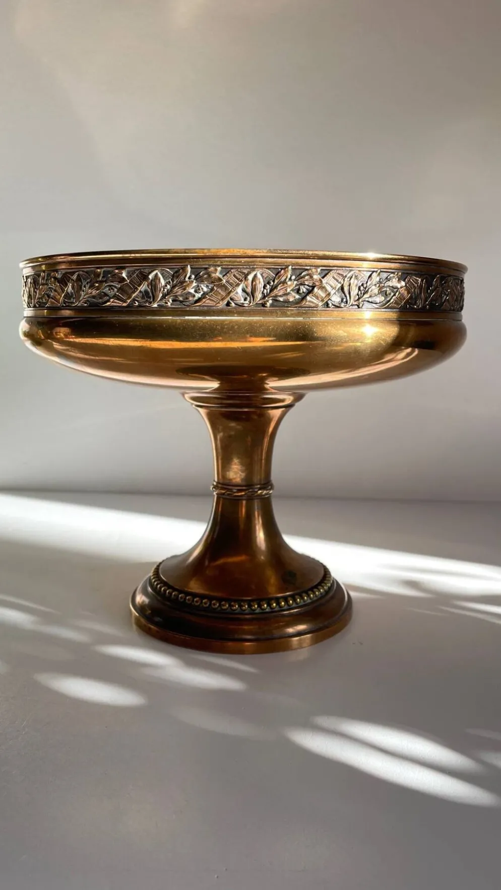 Coupe à fruits en métal argenté bronzé