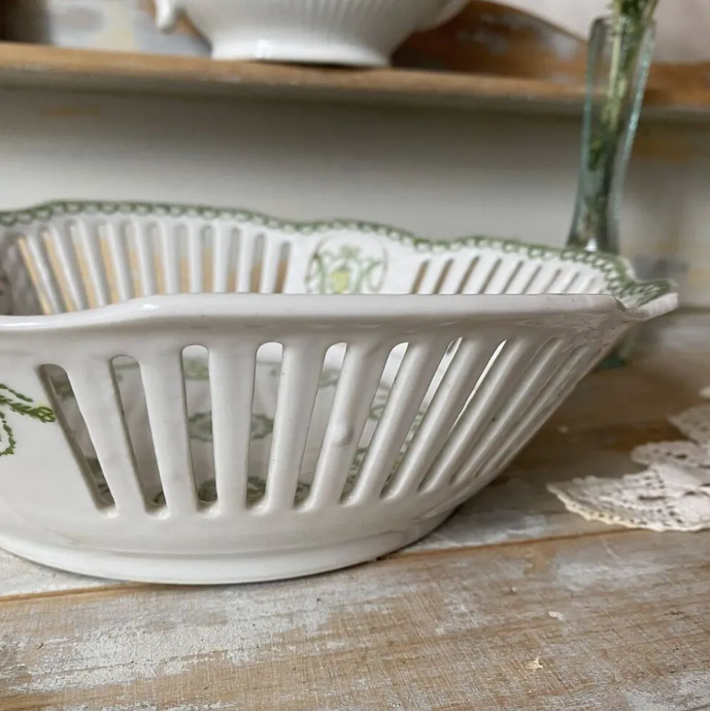 Coupe à fruits en porcelaine ajourée