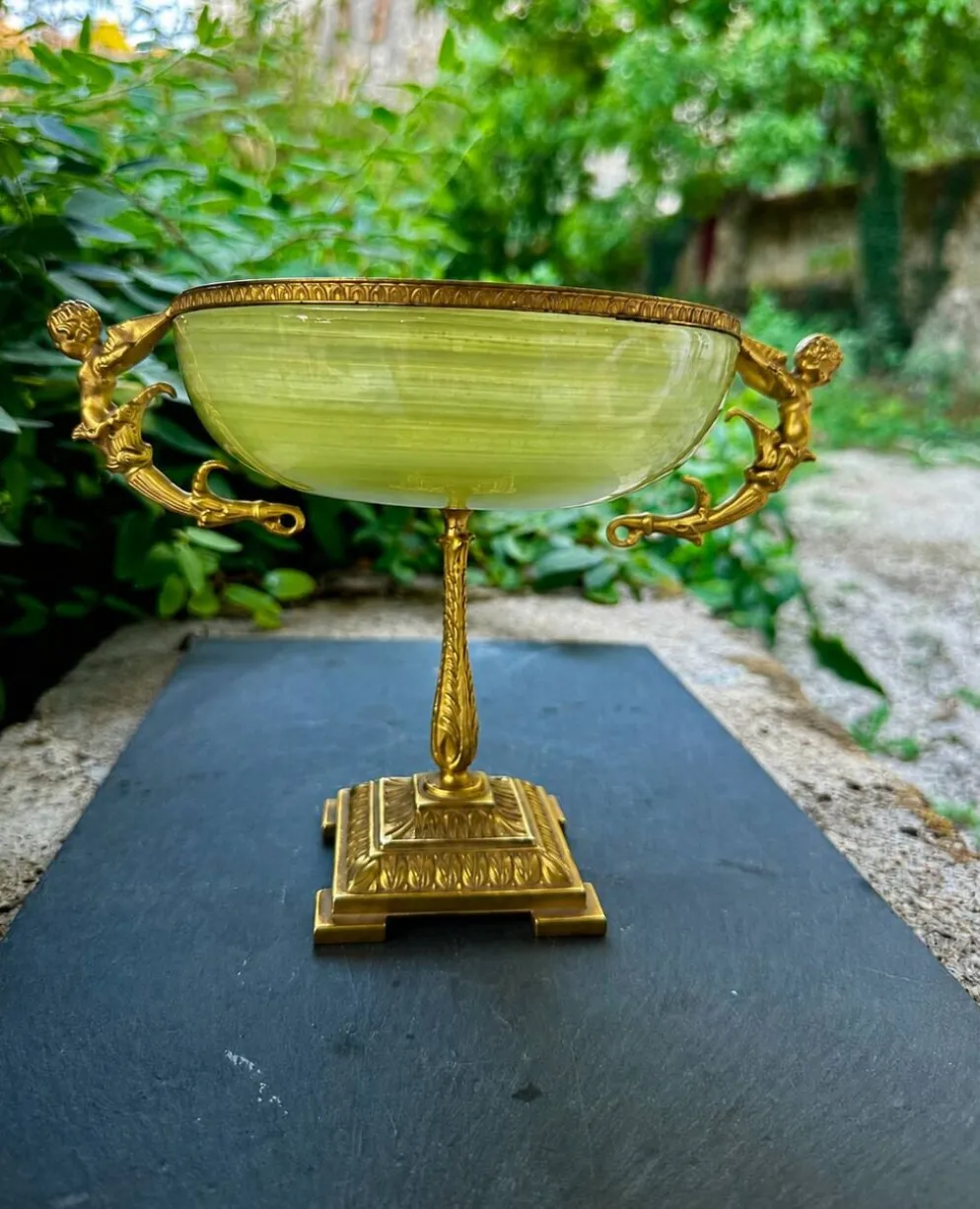 Coupe à fruits tazza en onyx et bronze XIXe siècle