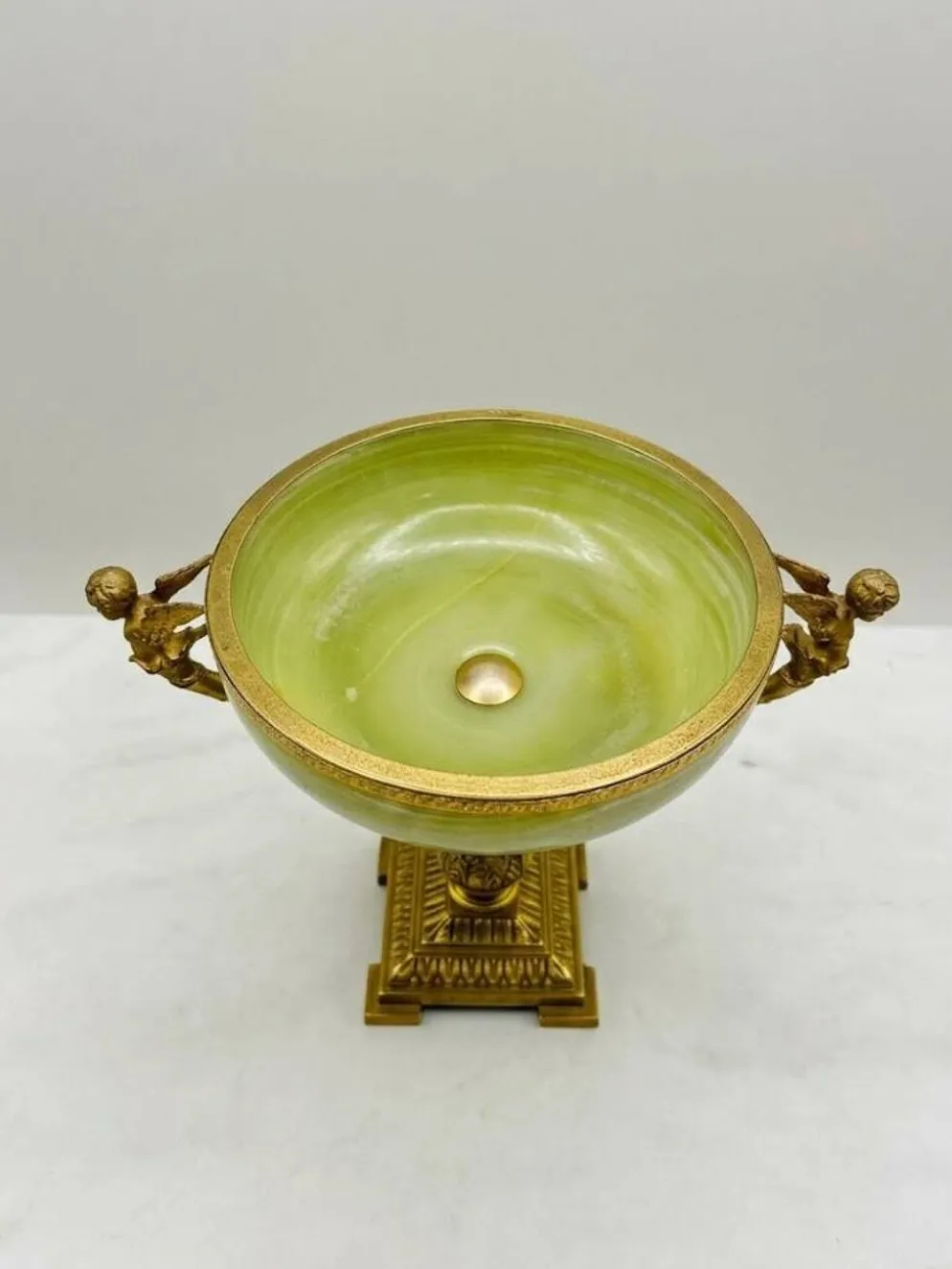 Coupe à fruits tazza en onyx et bronze XIXe siècle