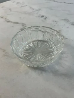 Coupelle en verre taillé motif ovales 11cm