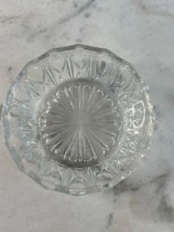 Coupelle en verre taillé motif ovales 11cm