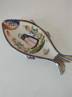 Coupelle poisson Quimper Henriot décor breton peint à la main