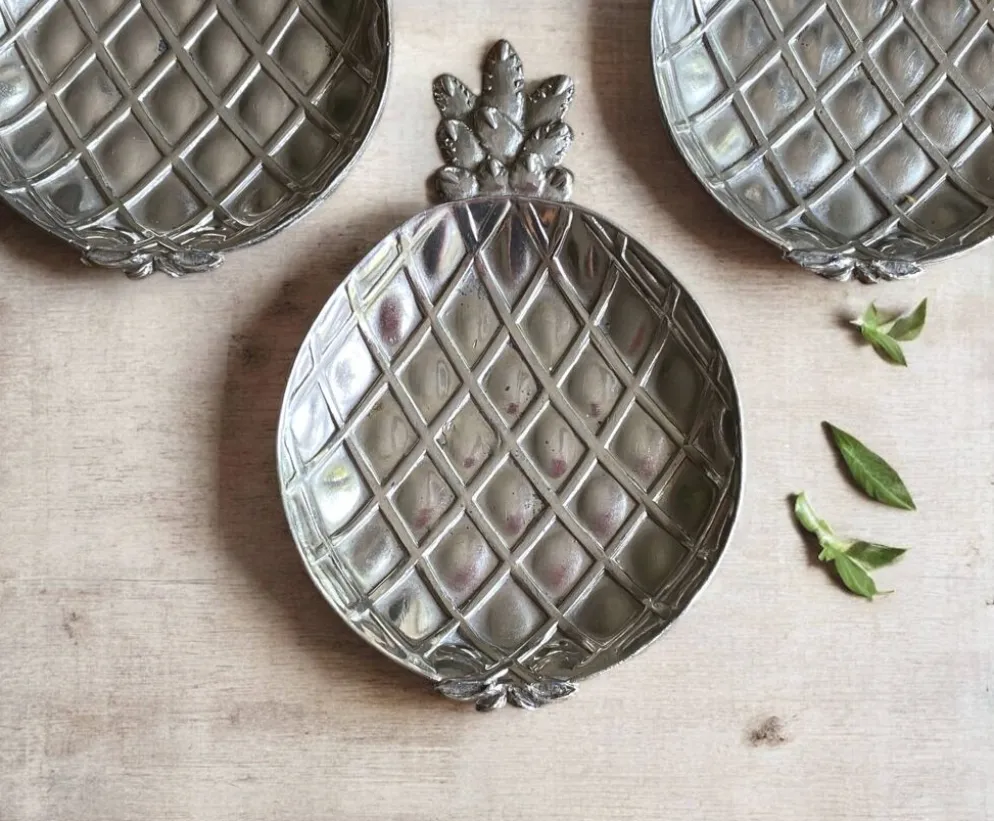 6 coupelles de table ananas en métal argenté, 1960