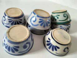 7 coupelles en grès décor bleu et vert esprit océan