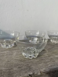 5 coupelles ramequins en verres perlé et pois