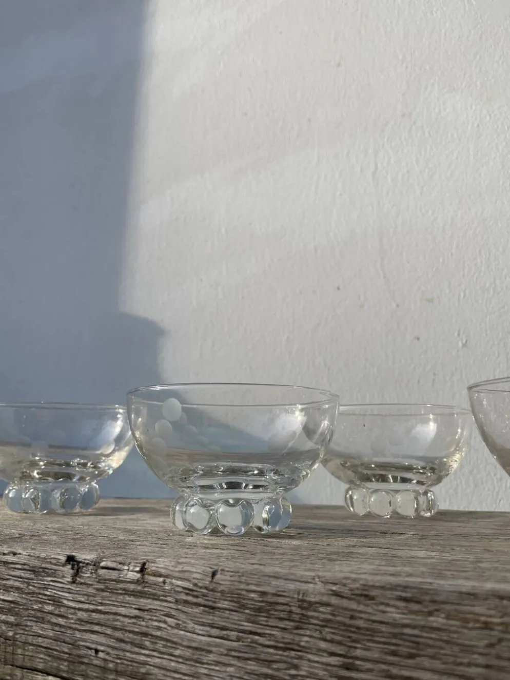 5 coupelles ramequins en verres perlé et pois