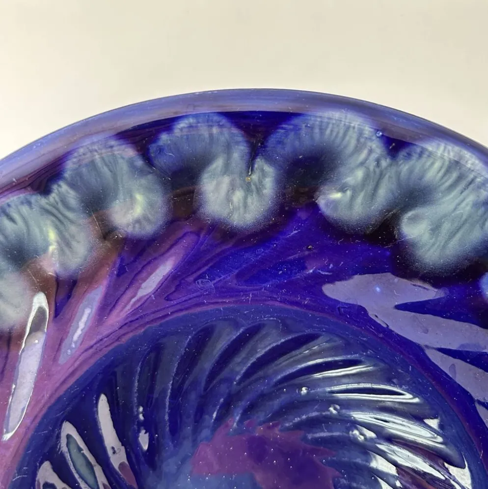 Coupe ondulée bleu encre