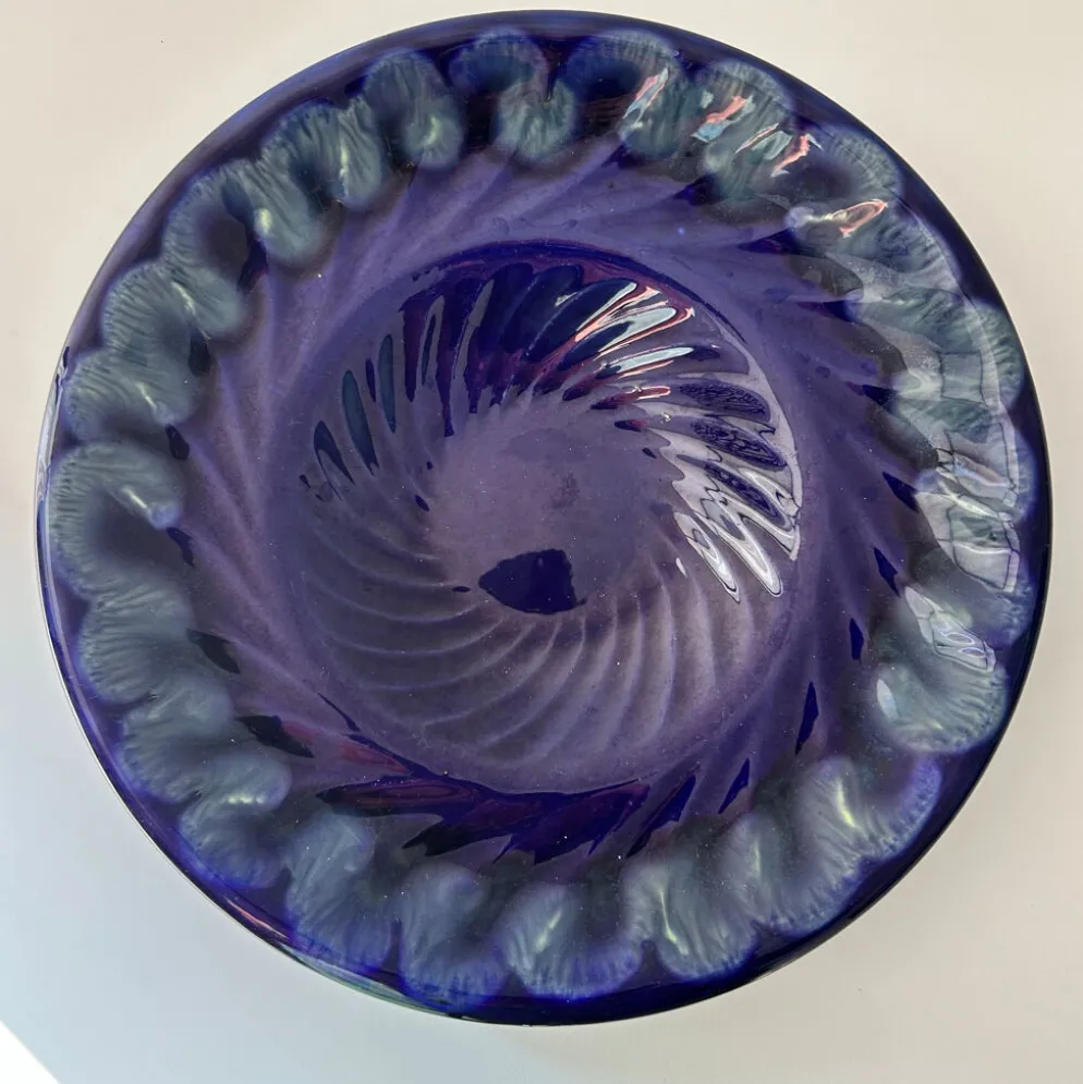 Coupe ondulée bleu encre