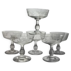 6 coupes à champagne en cristal