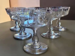6 coupes à champagne en cristal