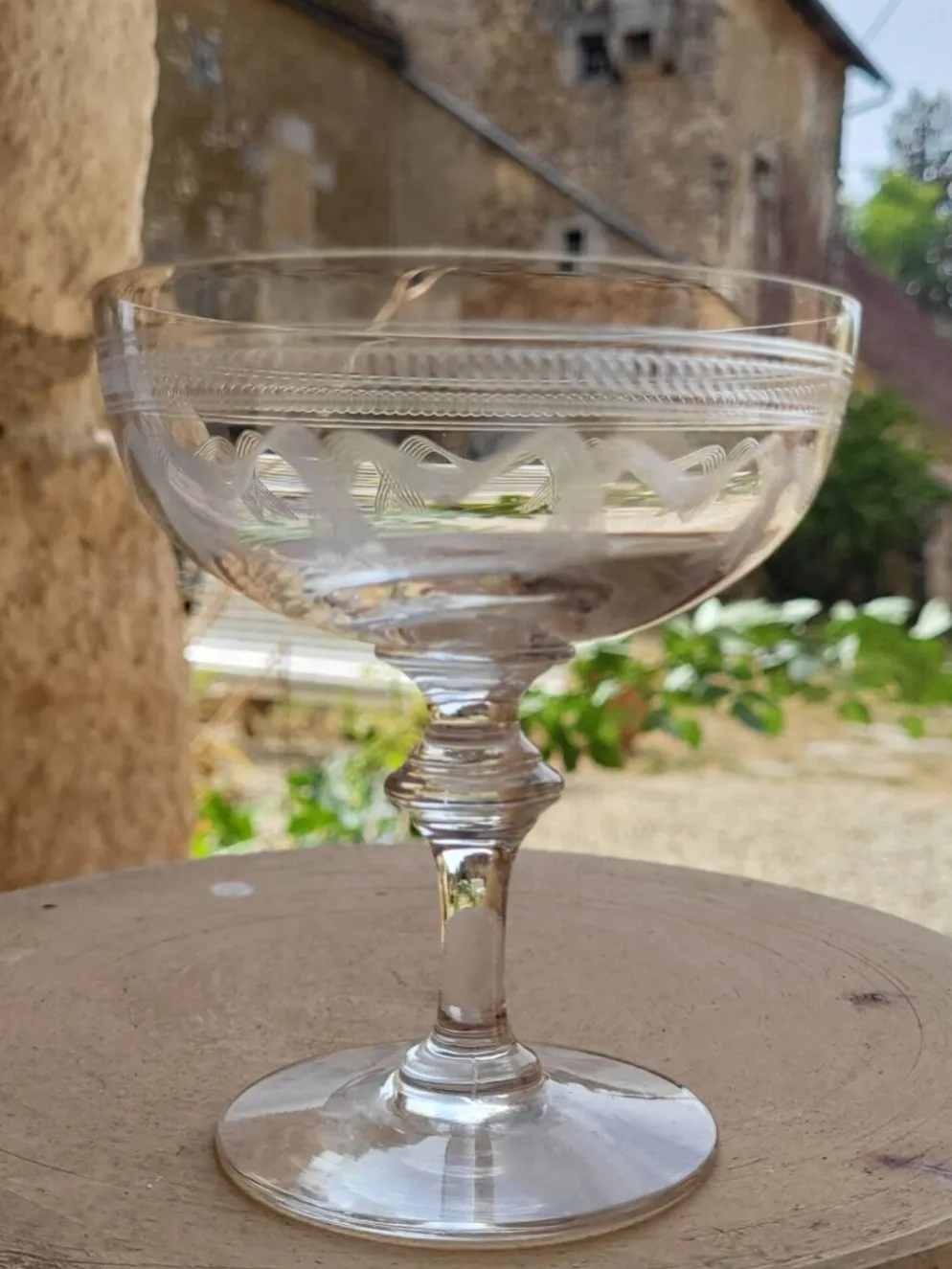 8 coupes à champagne en cristal fin XIXème début XXème