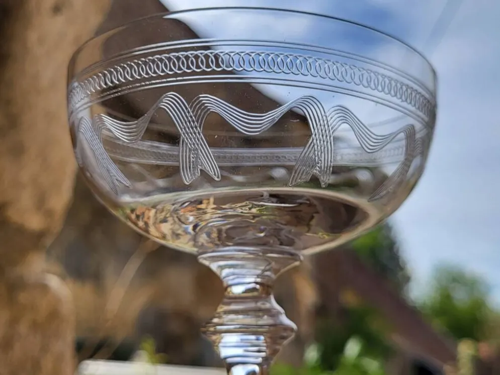 8 coupes à champagne en cristal fin XIXème début XXème