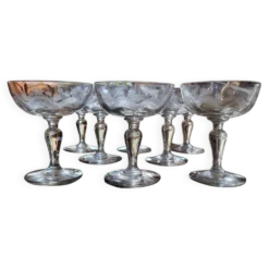 8 coupes à champagne en verre gravé Meisenthal, Art Déco