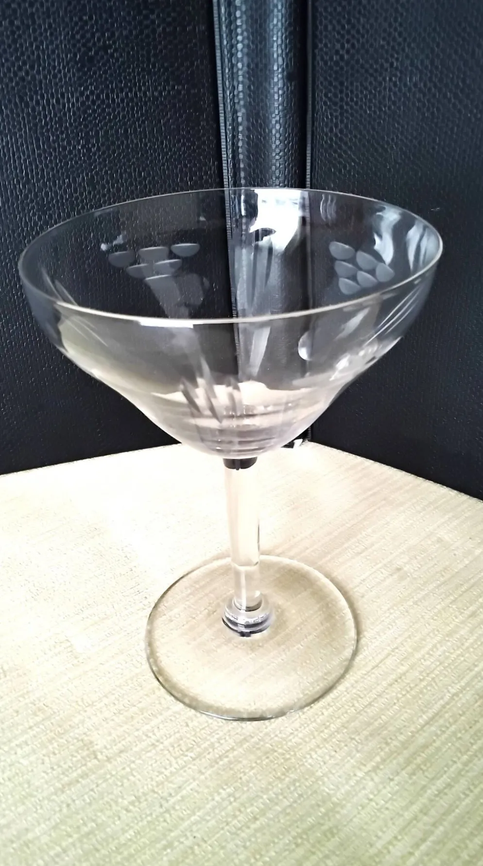 5 Coupes à champagne Vintage en verre Décor gravé