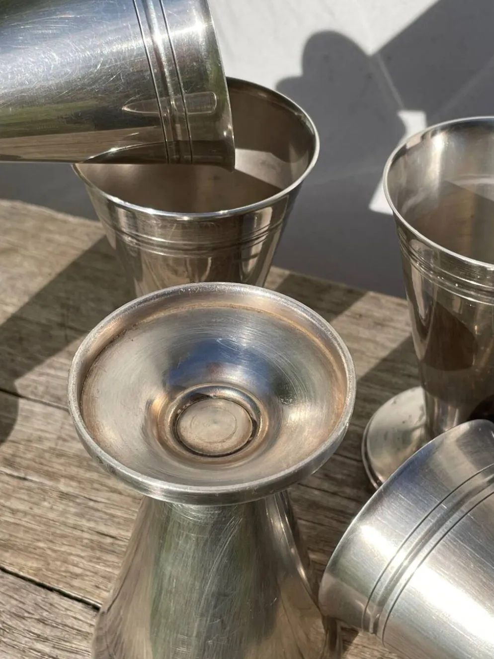 6 coupes coniques en métal argenté poinçonné / verres à pied art déco
