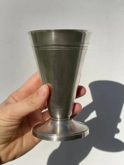6 coupes coniques en métal argenté poinçonné / verres à pied art déco