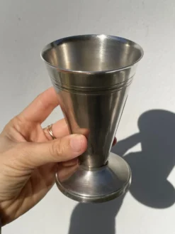 6 coupes coniques en métal argenté poinçonné / verres à pied art déco
