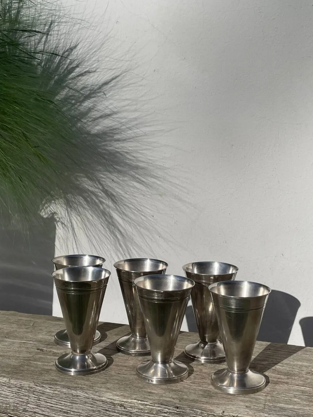 6 coupes coniques en métal argenté poinçonné / verres à pied art déco