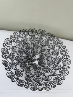 Coupe sculpturale en métal