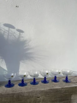 6 coupes à dessert / coupelles sur pied en verre bleu Luminarc