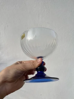 6 coupes à dessert / coupelles sur pied en verre bleu Luminarc