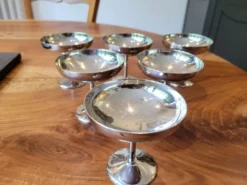 6 coupes à glace en inox, 1970
