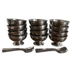 Coupes à glace en inox et cuillères