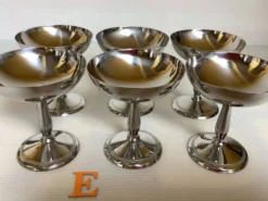6 coupes à pied avec frise argenté en métal à glace