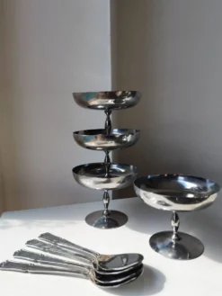 4 coupes à sorbet vintage en acier chromé inoxydable