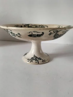 coupe sur piédouche en faïence fine – Manufacture de Grigny vers 1830–1860