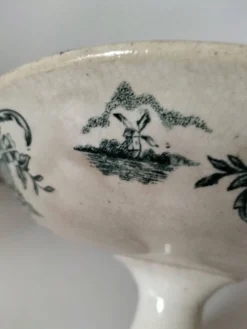 coupe sur piédouche en faïence fine – Manufacture de Grigny vers 1830–1860