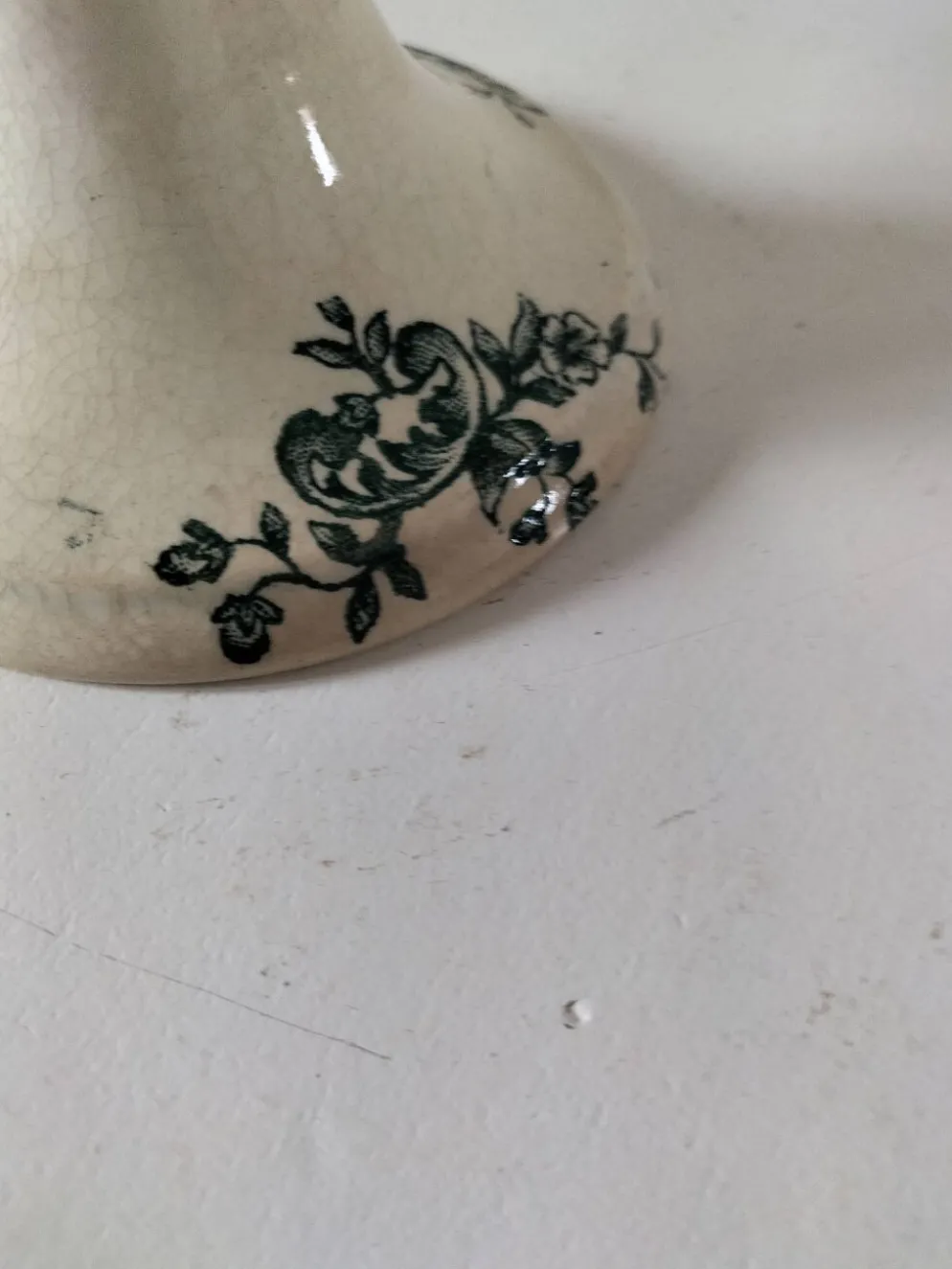 coupe sur piédouche en faïence fine – Manufacture de Grigny vers 1830–1860