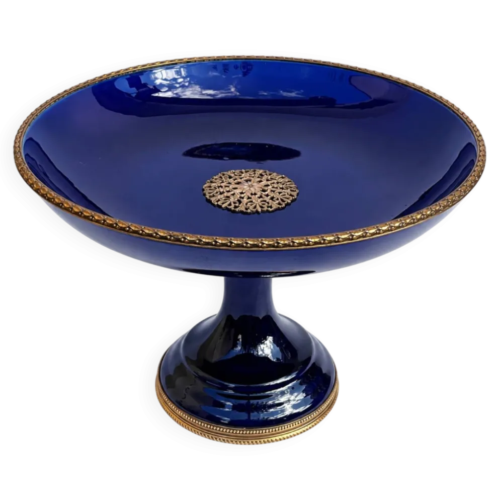 Coupe sur piédouche en porcelaine bleu cobalt, style Sèvres, fin XIXe