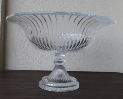 Coupe sur pied en verre