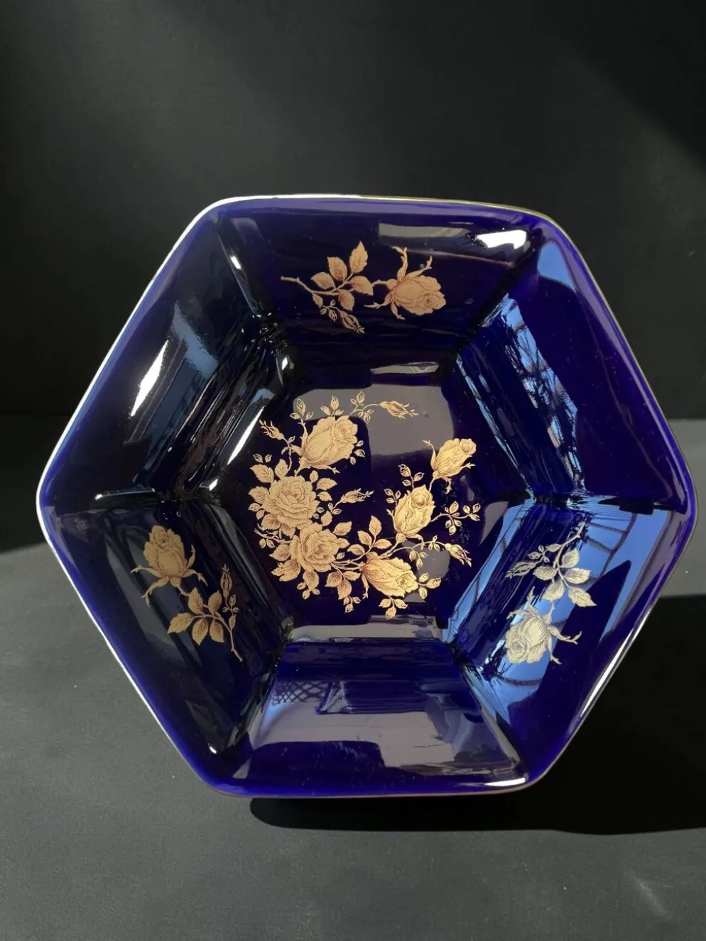 Coupe sur pied vintage BAREUTHER Bavaria, porcelaine cobalt et or, années 1