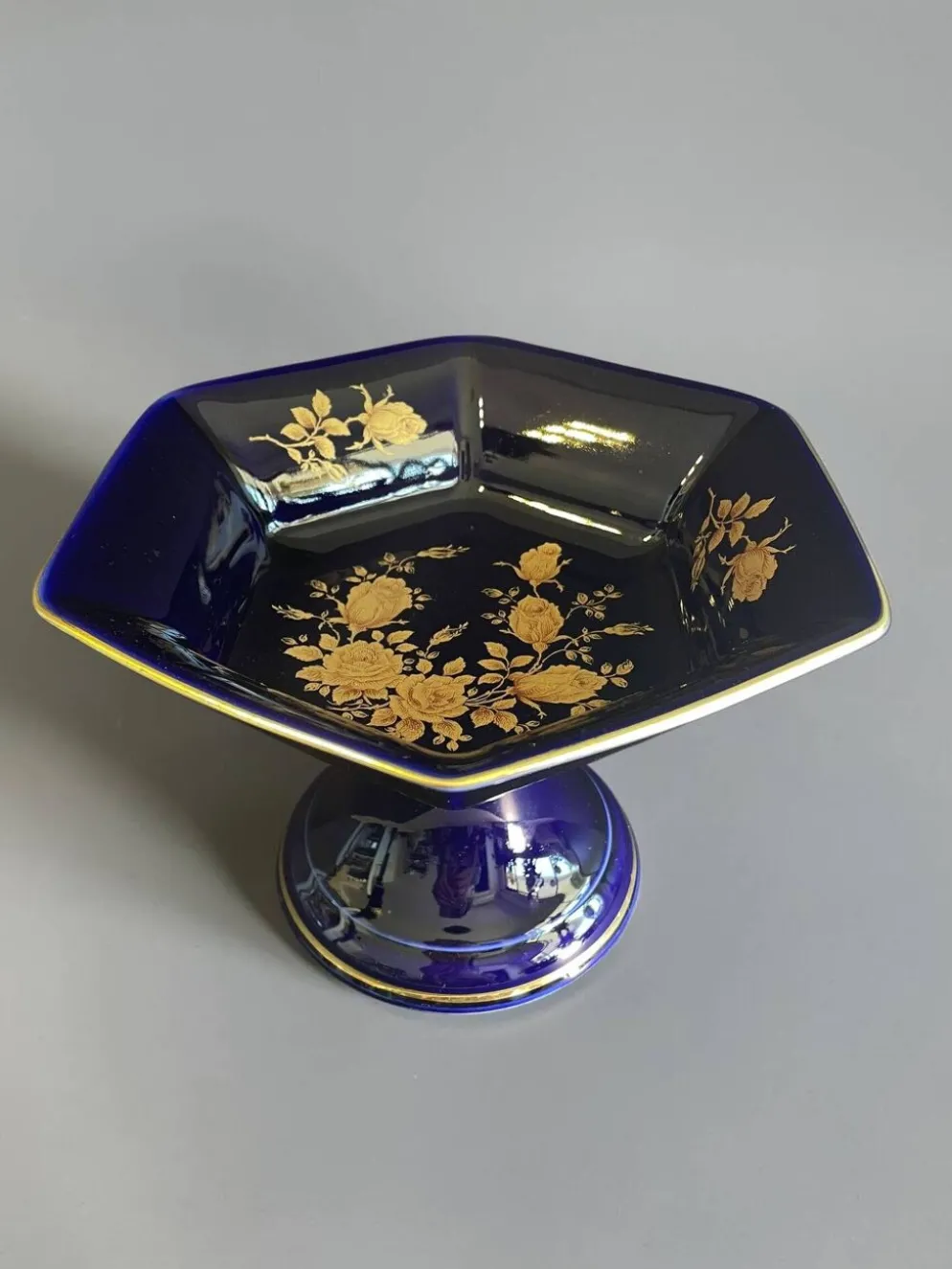 Coupe sur pied vintage BAREUTHER Bavaria, porcelaine cobalt et or, années 1
