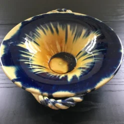 Coupe Vallauris flammée jaune et bleu