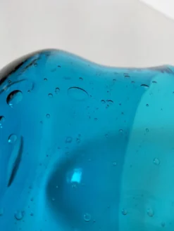 Coupe vintage en verre bullé bleu turquoise