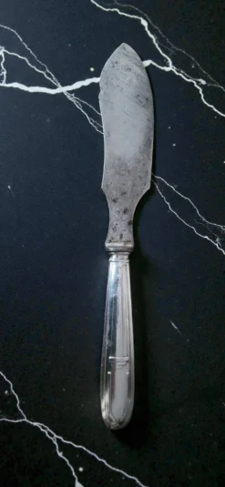 Couteau à beurre en argent Art déco