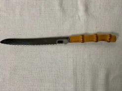 Couteau à pain manche bambou
