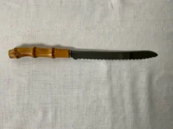 Couteau à pain manche bambou