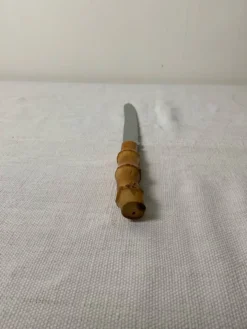 Couteau à pain manche bambou