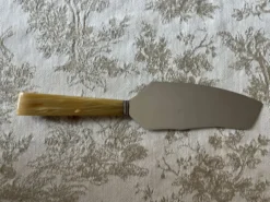 Couteau/pelle à tarte ou gâteau
