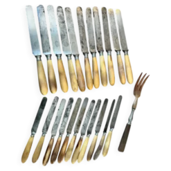 Couteaux acier métal argenté corne ALLEZ FRÈRES